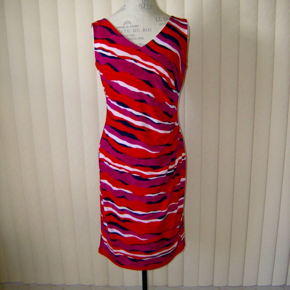 Anne Klein Dress, Size Medium, red multi-colored, short sleeve, fully lined.